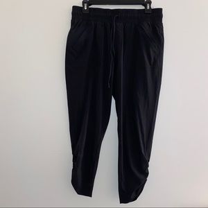 prana black capris women’s small